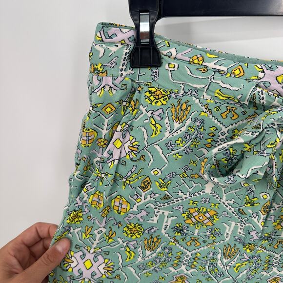 ANTHROPOLOGIE Maeve Printed Tie Waist Wide Leg Pants // 6 - Picture 5 of 11